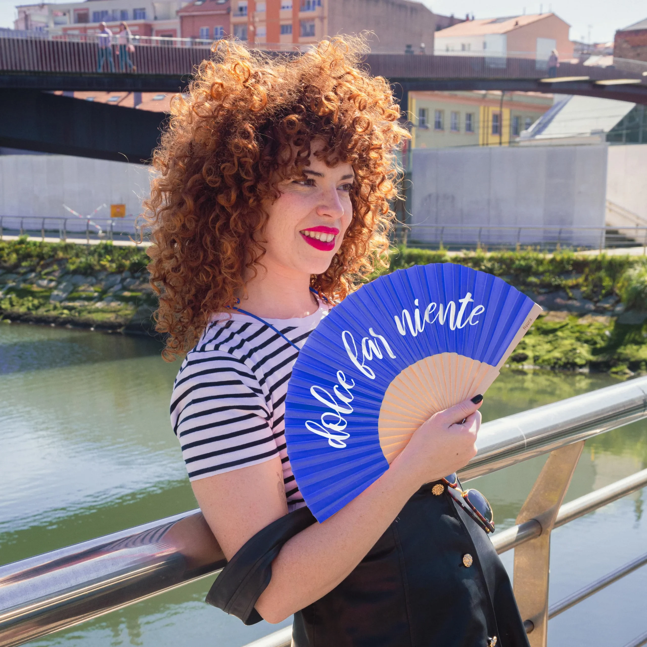 Abanico "Dolce far niente" azul - Imagen 4