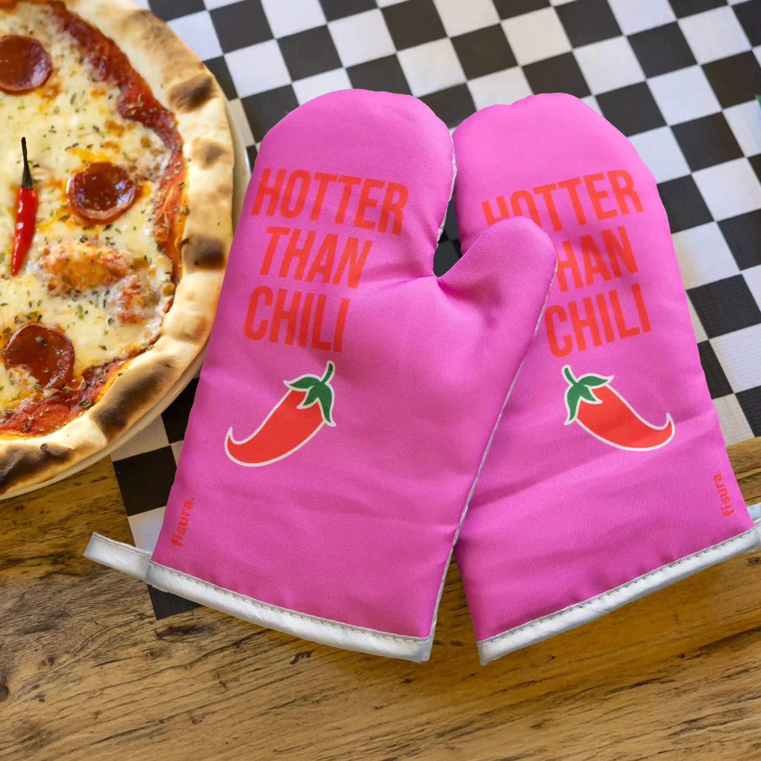 Manoplas cocina “Hotter than chili” - Imagen 2